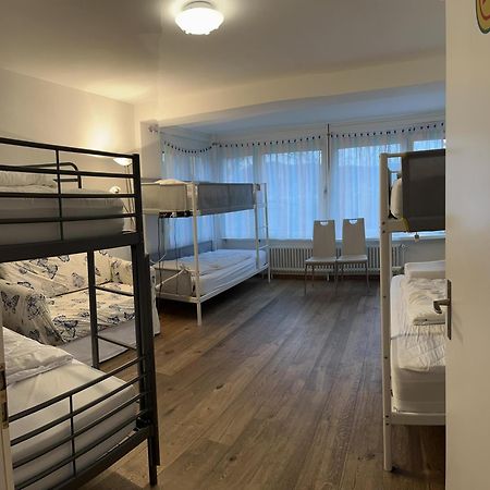 Viktoria Budget Hostel チューリッヒ エクステリア 写真