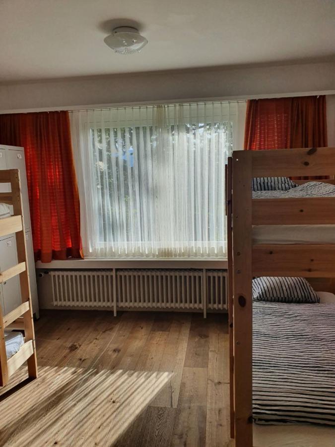 Viktoria Budget Hostel チューリッヒ エクステリア 写真
